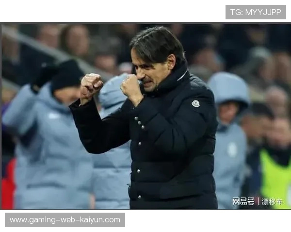 米兰中场拦截为球队提供强硬支点